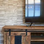 דירה Komfortferienwohnung Mureck-neu-kueche-smart Tv-wifi-parken Frei מורק