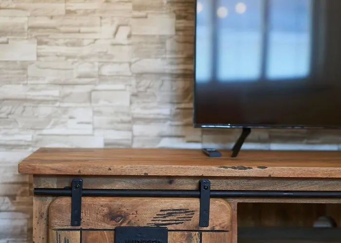 公寓 Tamliving Mureck-neu-voll Ausgesattet-kueche-smart Tv-wifi-parken Frei 穆勒克